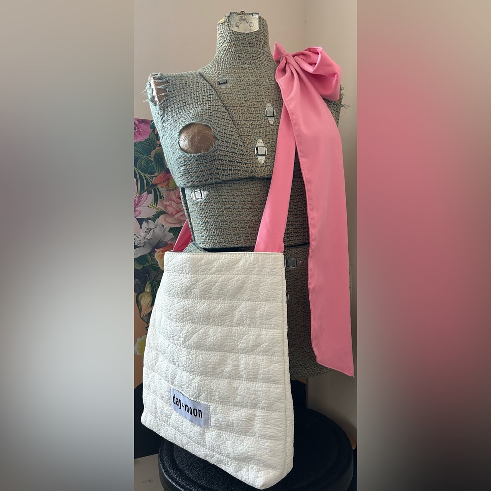 NWOT DAY + MOON “SAILOR MOON” LIKE BAG. NEVER USED. MAGNETIC CLOSURE